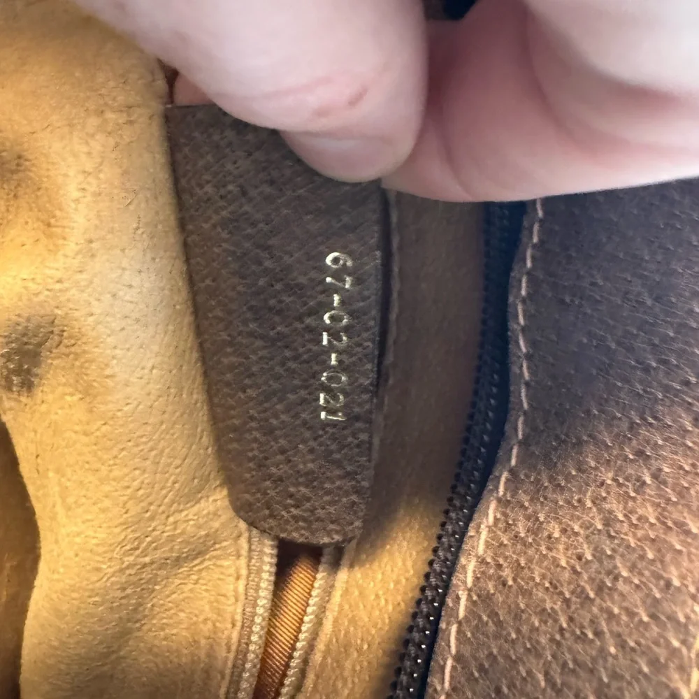 Gucci Brown and Tan Monogram Shoulder Bag - Picture 6 of 8